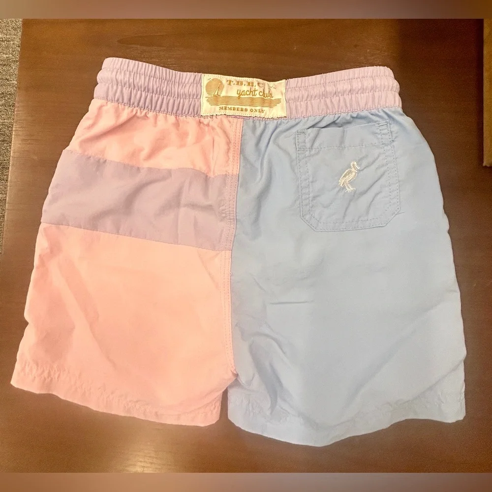 The Beaufort Bonnet Company (TBBC) Lavender & Pink Colorblock Swim Shorts (2T) - Picture 3 of 5